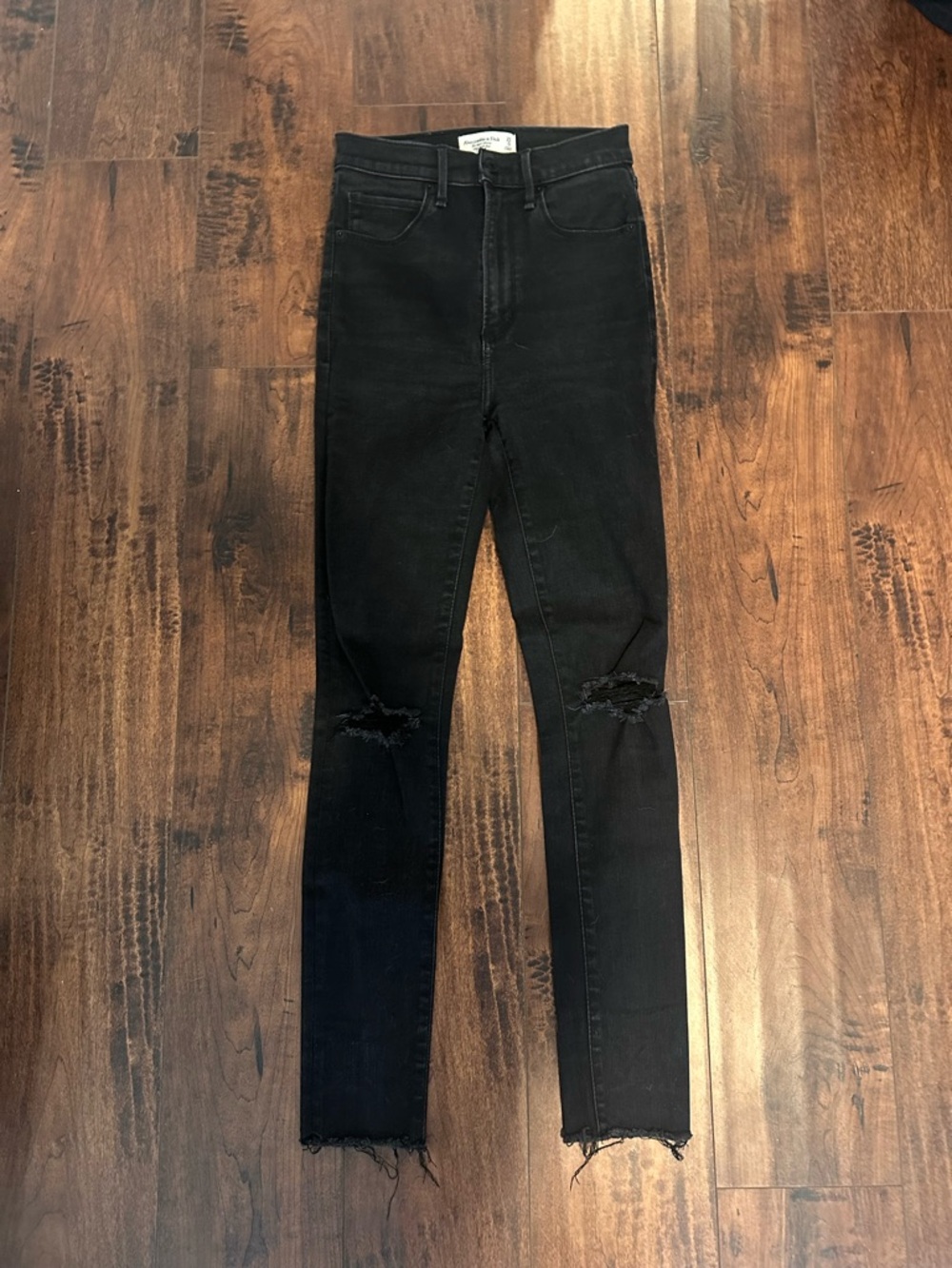 Abercrombie & Fitch Ultra High Rise Distressed Skinny Jeans in black